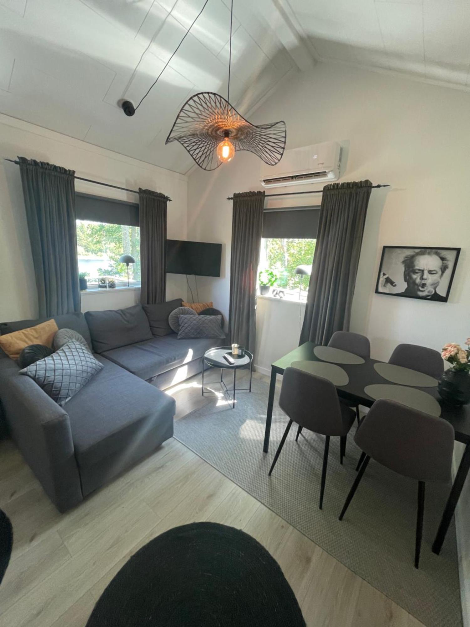 Humlegarden Lake Cottage, Horn מראה חיצוני תמונה